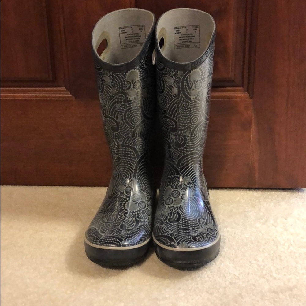 Women’s BOGS rain boots